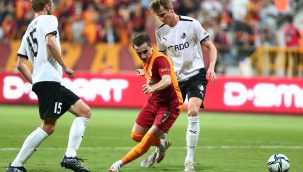 Galatasaray coşkulu oyunuyla gruplara kaldı