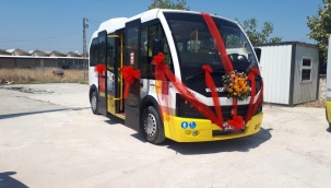 Halk otobüsü gelin arabası oldu