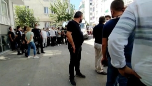 Karısını bıçakladı sonra kendini astı