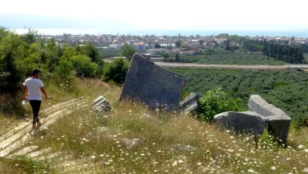 Kral mezarı turizme kazandırılmayı bekliyor