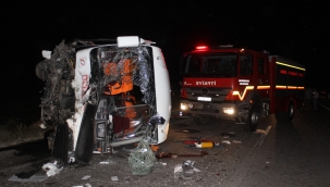 Manisa'da feci kaza! 4 öldü 5 yaralı