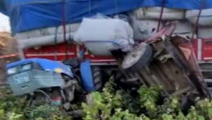 Tır ile traktör çarpıştı: 3 yaralı