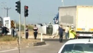 TIR kırmızıda durmadı ortalık savaş alanına döndü