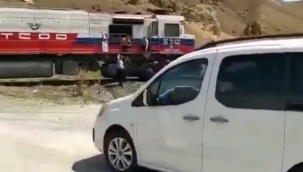 Yol kesmede boyut atladılar!