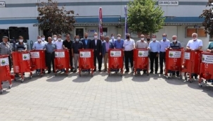 14 kırsal mahalleye ceviz soyma makinesi verildi