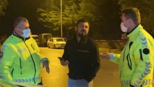 Alkolmetreyi pos cihazı zannedip ödeme yapmak istedi