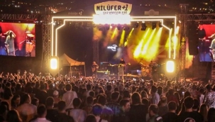 Ceza’dan unutulmaz performans