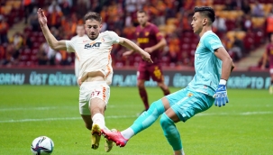 Galatasaray ikinci yarıda 3 puanı söktü aldı