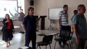 İletişimcilere çağrı merkezi uzmanlığı eğitimi