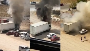 Park halindeki TIR alevlere teslim oldu