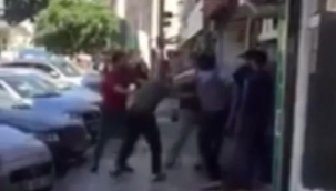 Tekme tokat müşteri kavgası