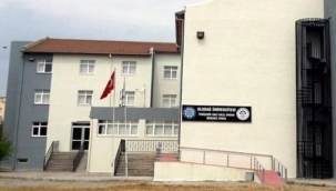 Yüzlerce öğrenci şokta