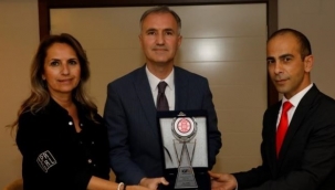 Başkan Taban köşe yazarlarıyla buluştu