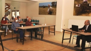 Çiftçilere kooperatifçilik ve tarımda örgütlenme eğitimi