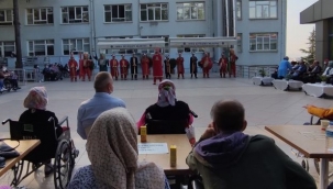 Felçliler mehter marşlarıyla coştu