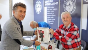 Gemlikli yazarlar okurlarla buluştu
