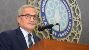 İlahiyat Fakültesi’nde yeni akademik yıl başladı