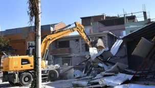 Kaçak işyeri inşaat aşamasında yıkıldı