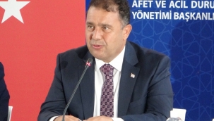 KKTC Başbakanı Ersan Saner istifasını sundu
