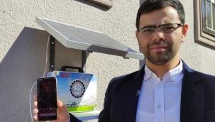 Öğretmen güneş enerjisiyle çalışan şarj istasyonu yaptı
