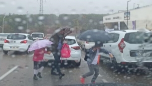 Sağanak yağış etkisini gösterdi