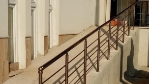 Yenişehir’de her okula engelli rampası yapıldı