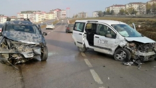 2 gün önce aldığı aracı hurdaya döndü