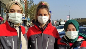 Artık sokaklarda otoparklar kadınlara emanet