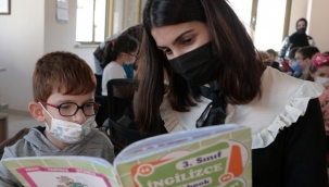 Öğrenciler için ücretsiz İngilizce etüt