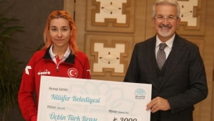 Şampiyonluk mutluluğunu Turgay Erdem ile paylaştılar