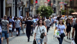 Toplumun yüzde 38'i ihtiyaç halinde dışarı çıkıyor