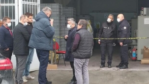 Enjeksiyon makinesi'nin altında kaldı