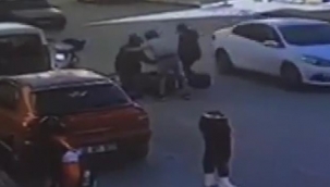 Kaza yaptılar birbirlerine sarıldılar