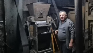 50 yıldır yağhaneden çıkmıyor...İşleri iki kat arttı