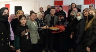 Başkan Dündar Ak Partili kadınlarla buluştu