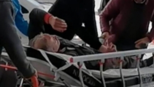 Çatıdan düşen adam ağır yaralandı