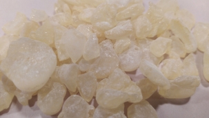 Damla sakızını vatandaşlar gram gram alıyor
