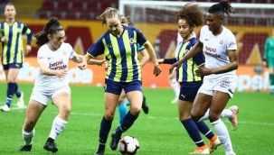 Dostluk derbisinde Fenerbahçe farklı kazandı