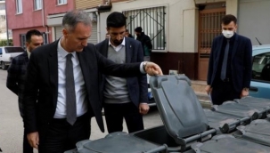 İnegöl’de her binaya çöp konteyneri dağıtılıyor