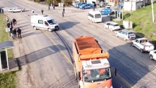 Kar küreyici otomobili bıçak gibi kesti: 1 ölü