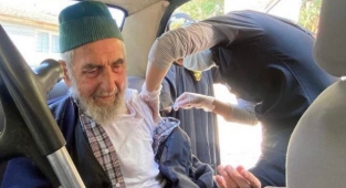 Köy köy dolaşan sağlık ekiplerinin aşı mesaisi