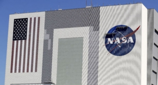 NASA 24 ilahiyatçıyı işe aldı