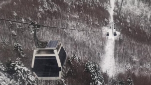 Teleferiğe şiddetli rüzgar engeli