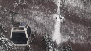 Teleferiğe şiddetli rüzgar engeli