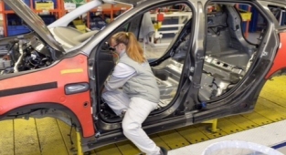 Tofaş Bursa fabrikası üretime geçici ara veriyor