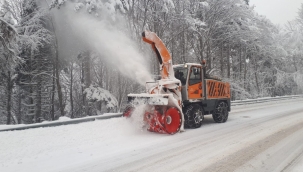 Uludağ'da yarım metre kar sevinci
