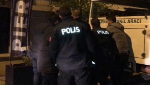 Yaşlı adam, uykudaki karısını vurarak öldürdü