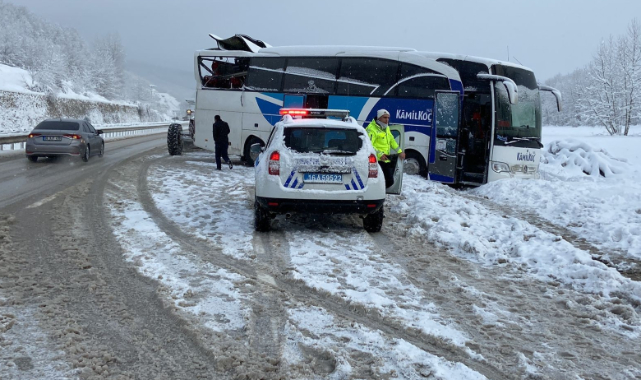 Bursa'da yolcu otobüsü TIR'la çarpıştı