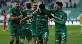 Bursaspor 6 maçlık seriyi bozmak istiyor