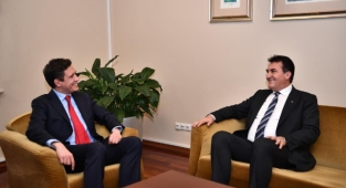 Dündar Bulgaristan Büyükelçisini ağırladı